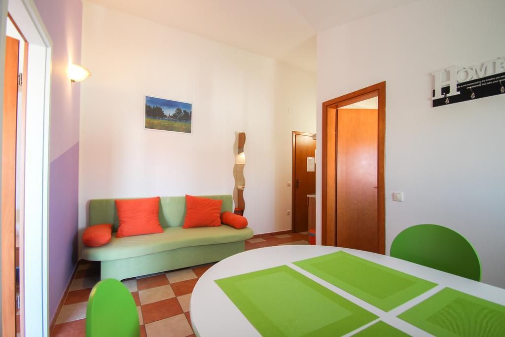 Apartments Miani Novigrad Istria Buitenkant foto
